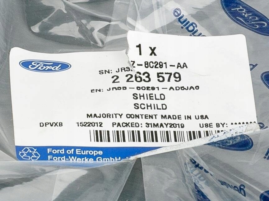 Накладка поперечина передний mustang 2017- Доставка