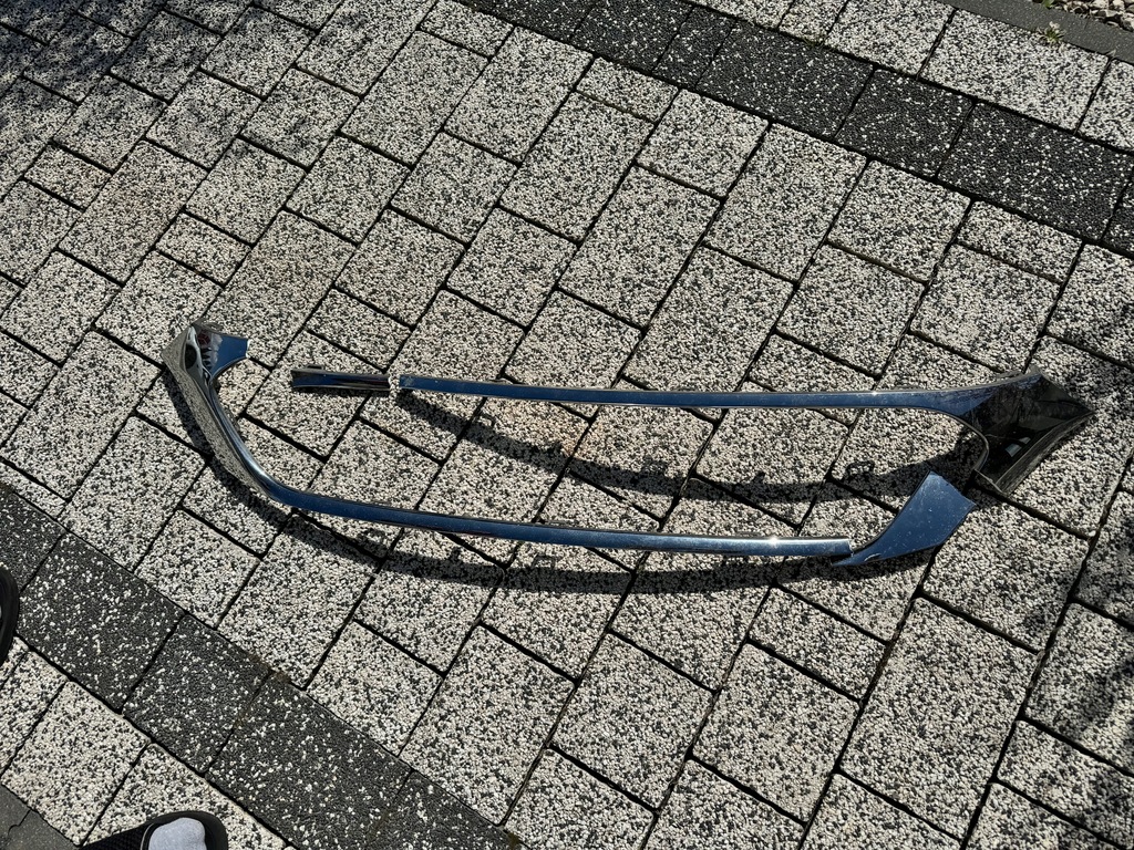 фото №1, Citroen ds5 решётка радиатора бампера перед хром 1541897x