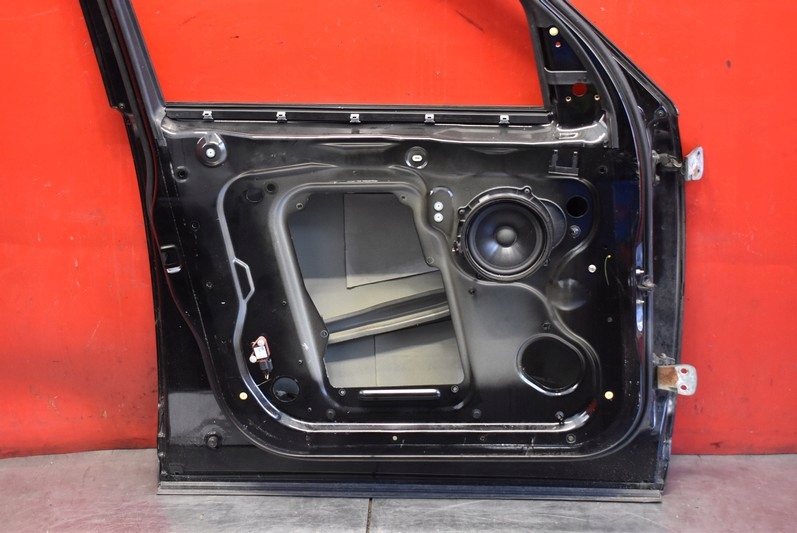 фото №15, Двері ліва перед передні чорні land rover discovery 3 iii 04-09