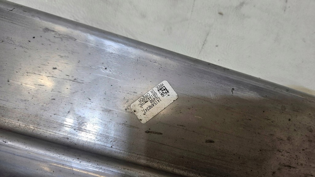 фото №12, Молдинг порог порог подножка левый dodge ram 2009-2018 rok 68144267ac