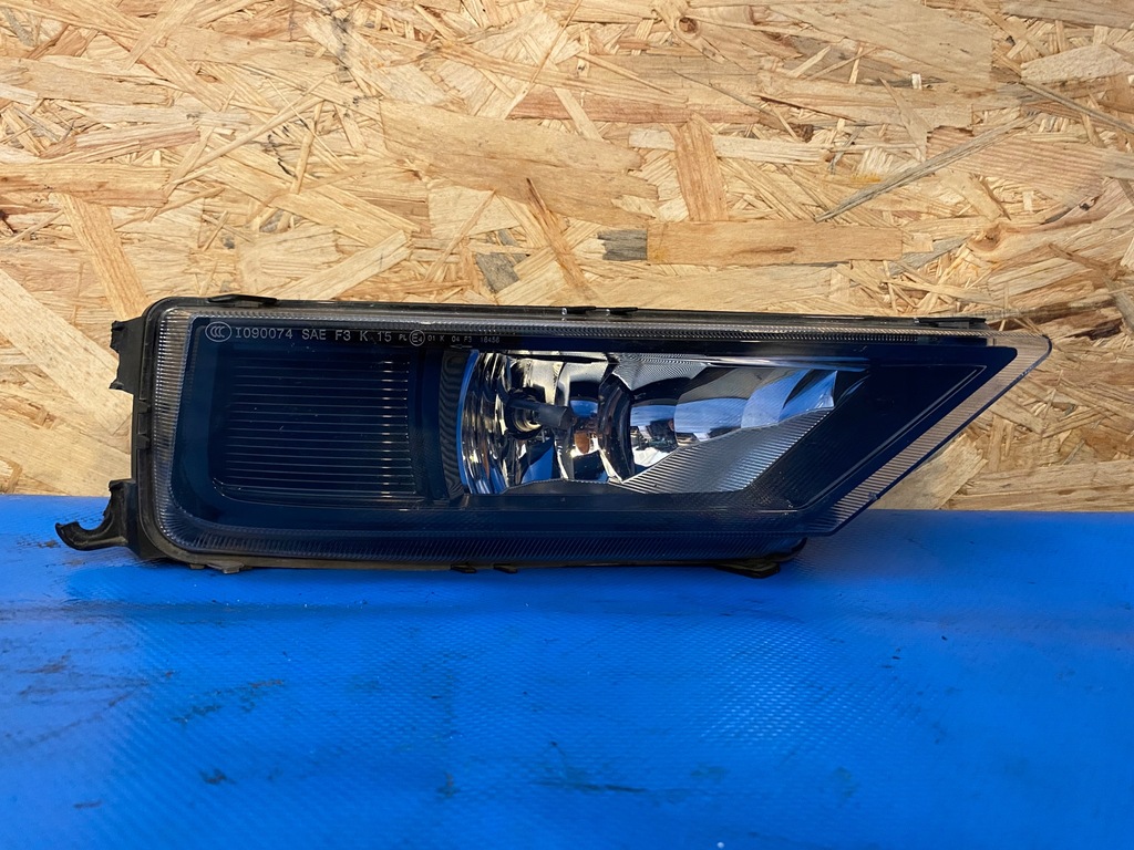 фото №1, Volkswagen tiguan ii протитуманна фара правий 5na941700d