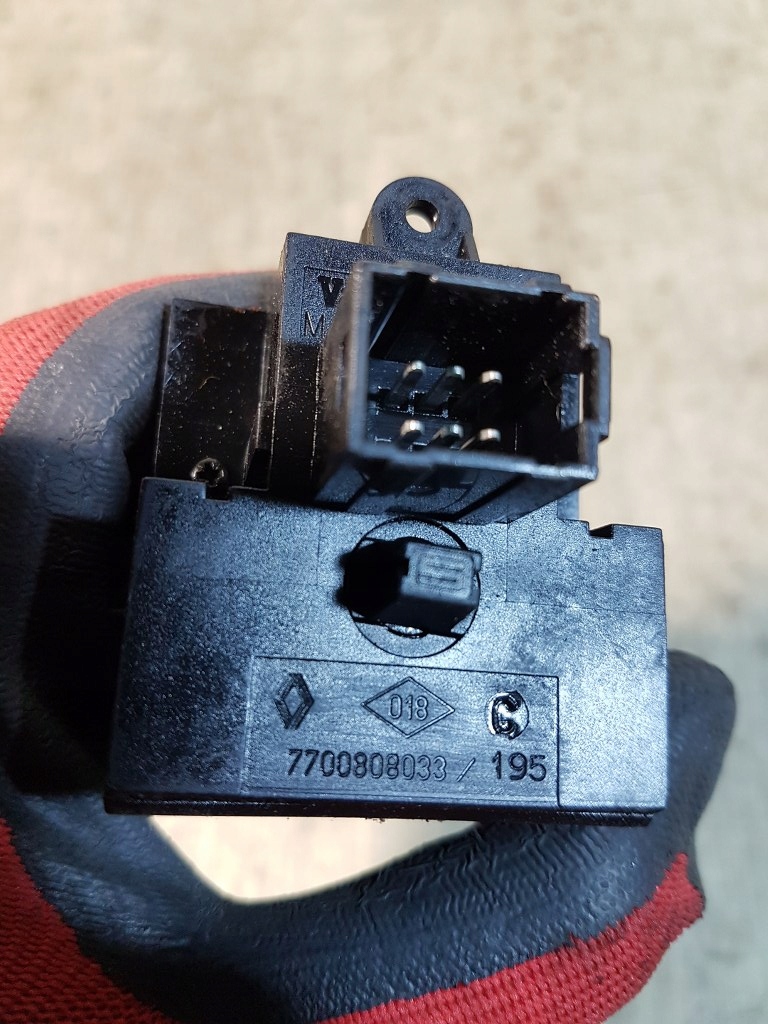 фото №4, Панель переключатель dis rep renault safrane