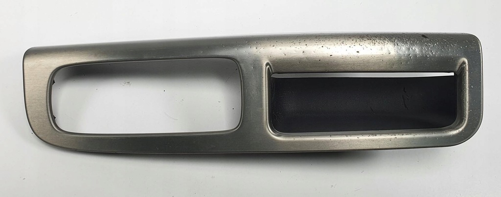 фото №1, Ручка кронштейн дверь левый перед volvo v50 8679666