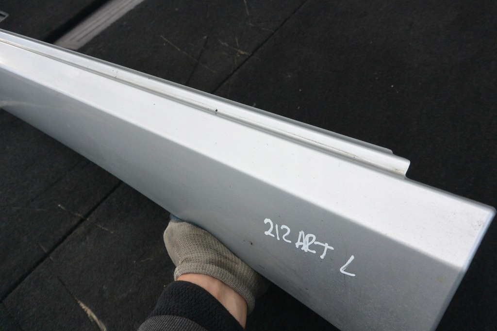 фото №7, Защита молдинг порог левая mercedes w212 775