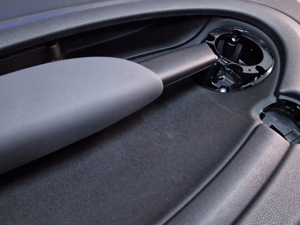 фото №6, Mini cooper r56 - обивка обшивка дверь правый - чёрный + кожа