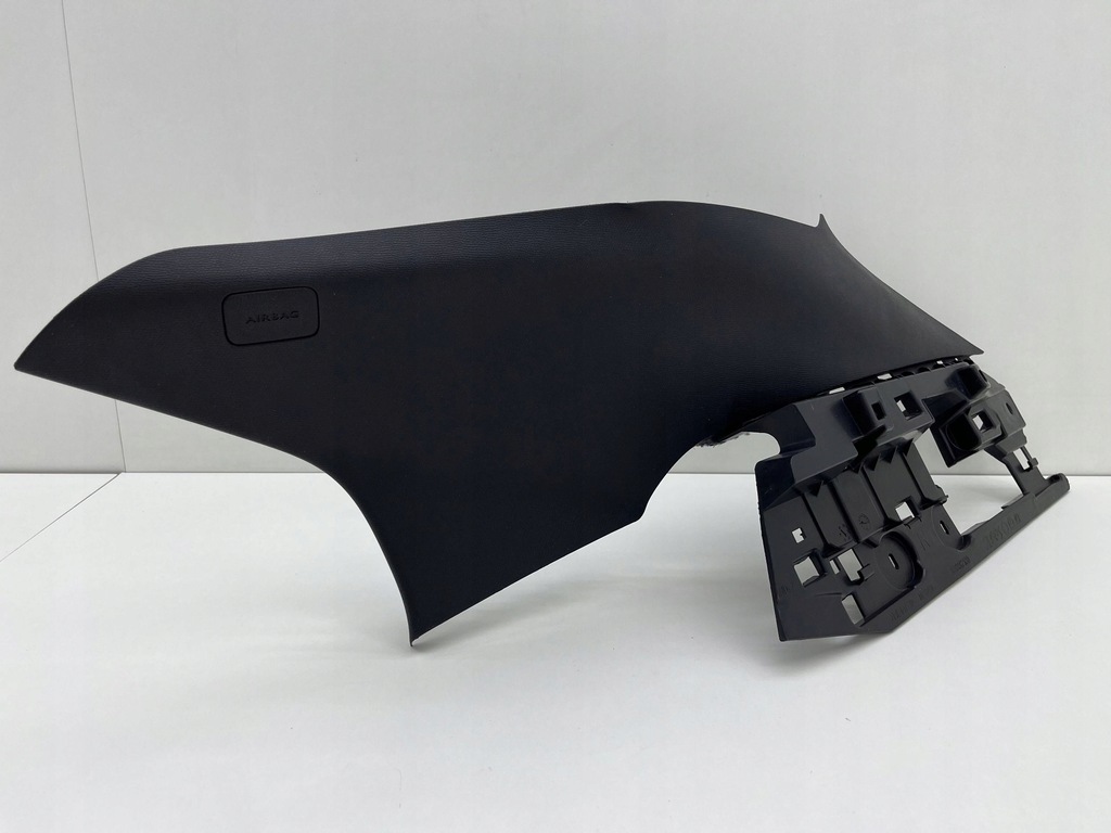 фото №1, Citroen ds4 ii защита стойка правая задняя 9833962180