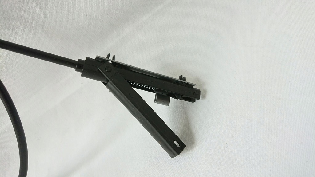 фото №11, Троси трос відкривання капот оригінальний номер vw passat b6