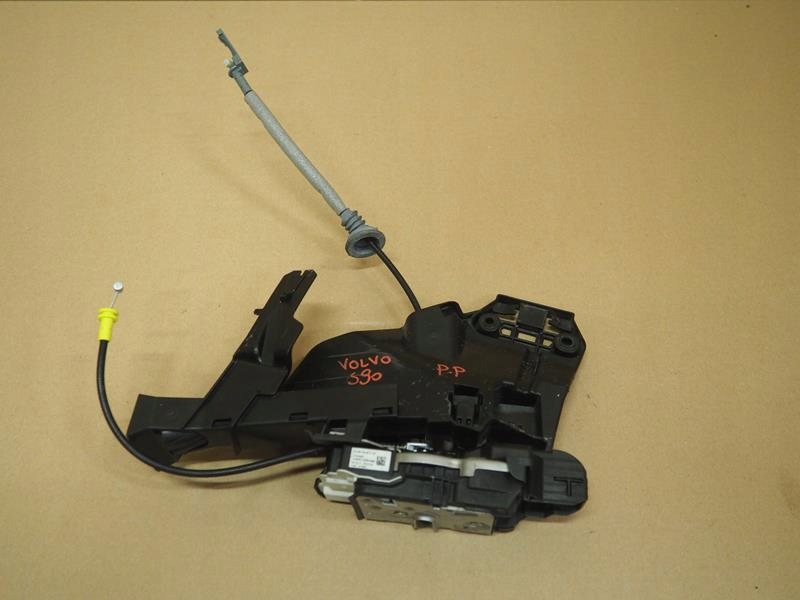 фото №1, Замок двері правий перед volvo s90 31349891
