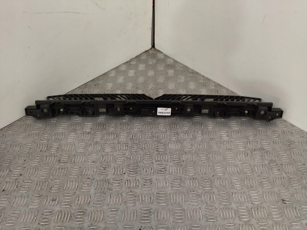 фото №11, Vw t cross напрямна бампера задня 2gm807863a