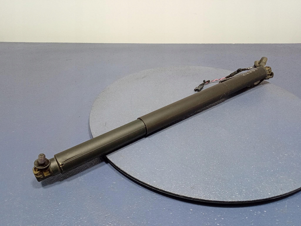 фото №4, Bmw ix1 x1 u11 привід електричний кришки багажника правий задня 9450475