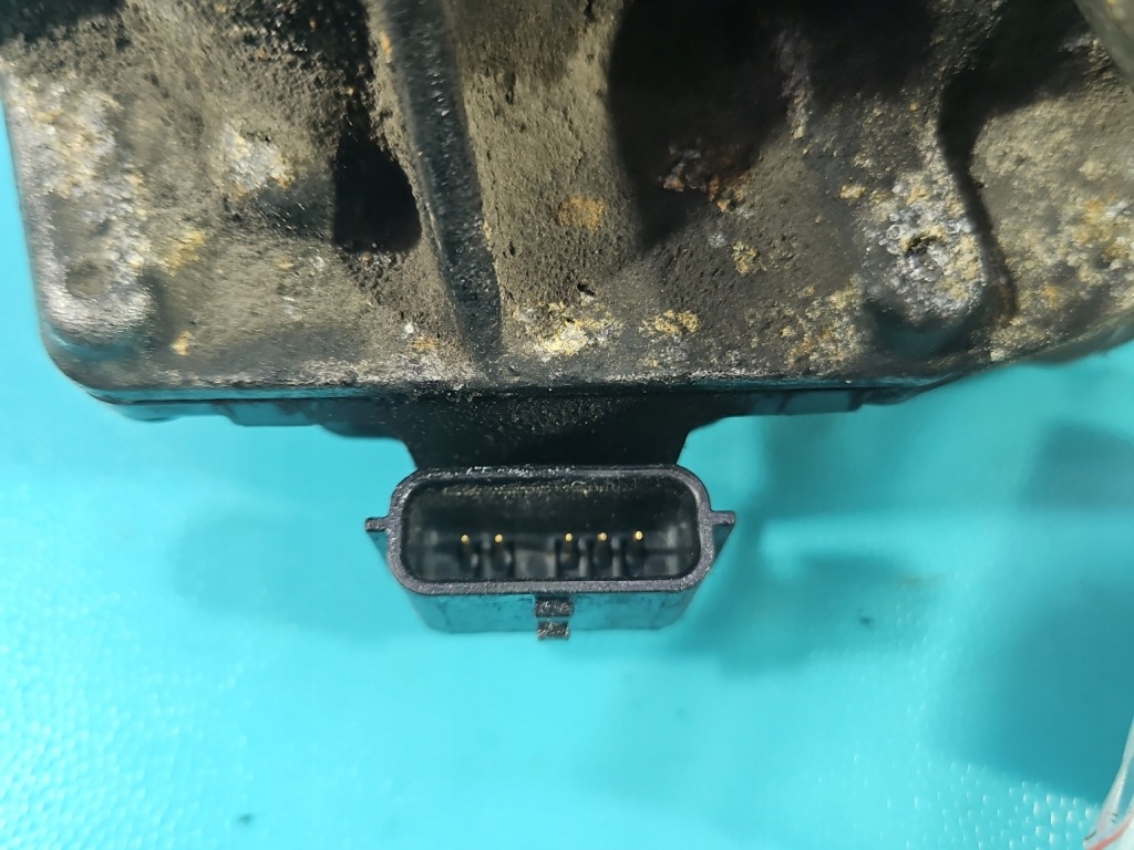 фото №8, Клапан egr renault scenic iii 147101478r 1.6 dci