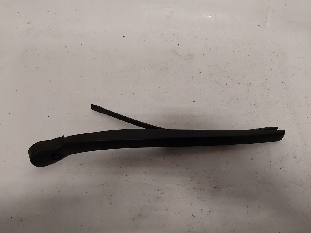 фото №1, Щітка двірник важіль кришки задня задня bmw f11