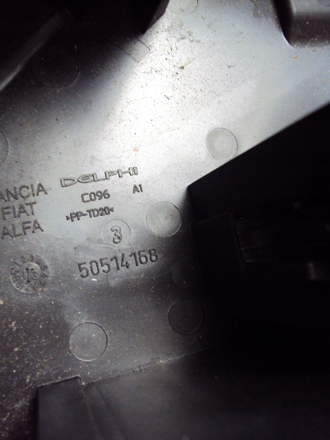 фото №5, Корпус предохранителей alfa romeo giulietta 10-