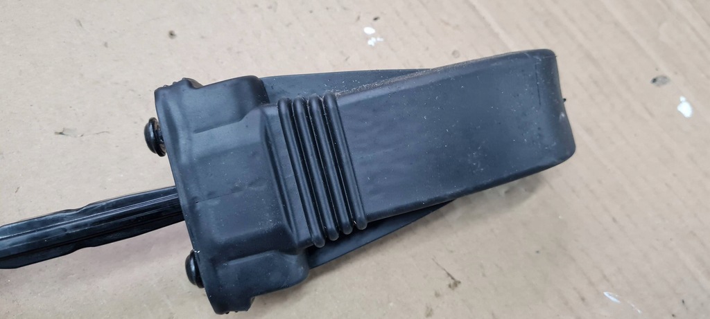 фото №11, 8w6837267 резиновый элемент ограничителя дверь audi a5 f5 8w