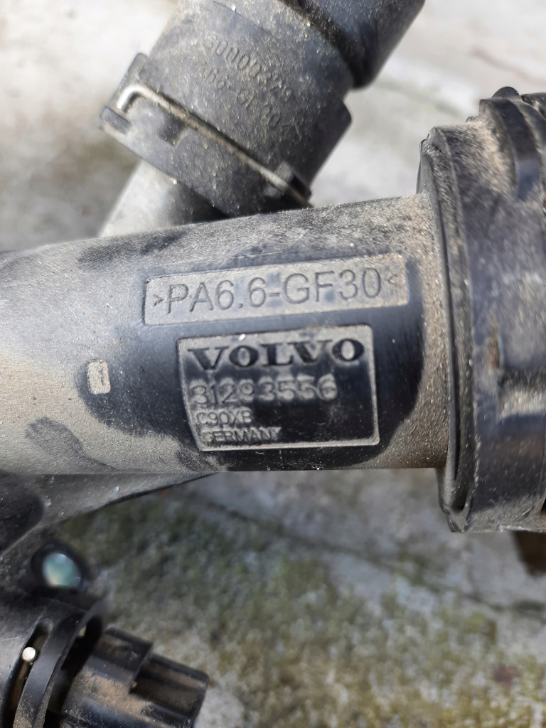 фото №8, Volvo v40 ii d3 2.0d труба шланг рідина охолоджуючий корпус термостата