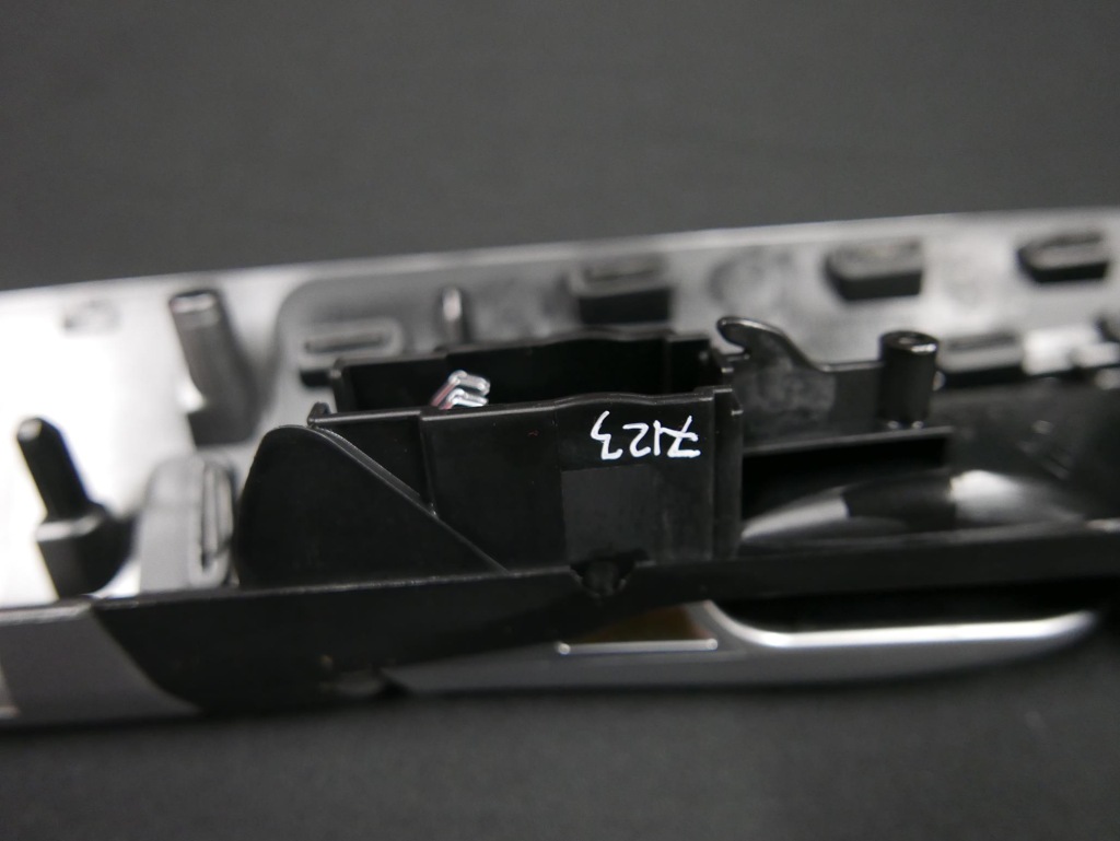 Купити Bmw x5 f15 x6 f16 молдинг декоративна двері dekor правий перед 7292162