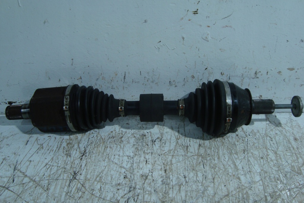 фото №1, Приводной вал левая короткий volvo v60 2,4 11-18