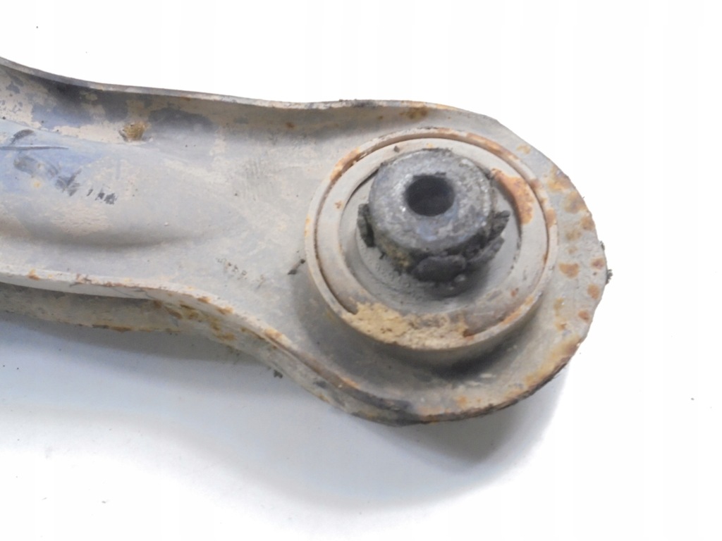 фото №8, Mercedes vito 1 w638 рычаг нижний перед левый 4d a6383300010