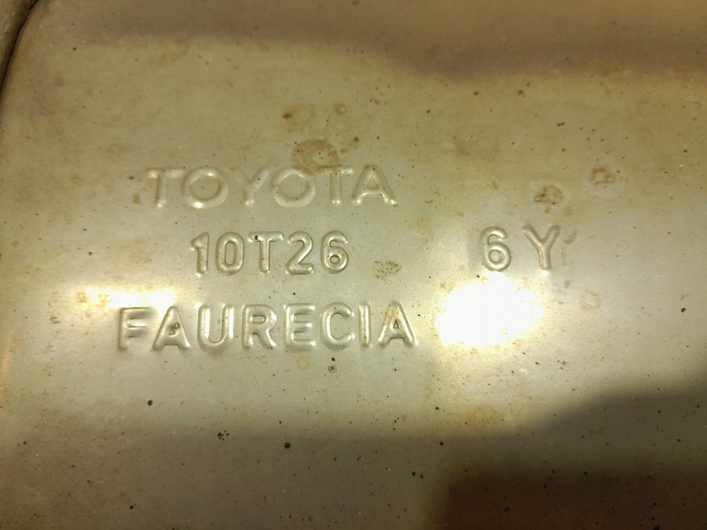 фото №6, Toyota auris ii lift 1.8 hyb 136 km гаситель конечный труба выхлопная 10t26