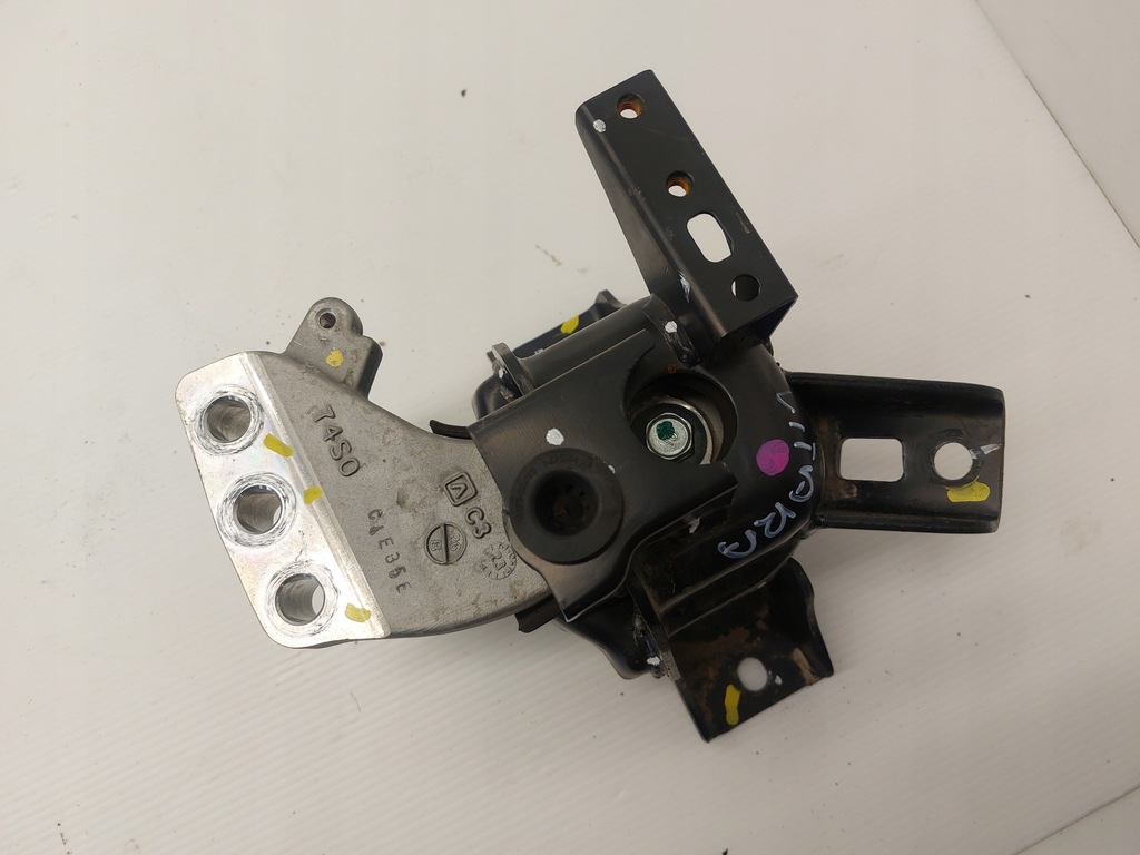 фото №1, Подушка кронштейн двигателя suzuki vitara