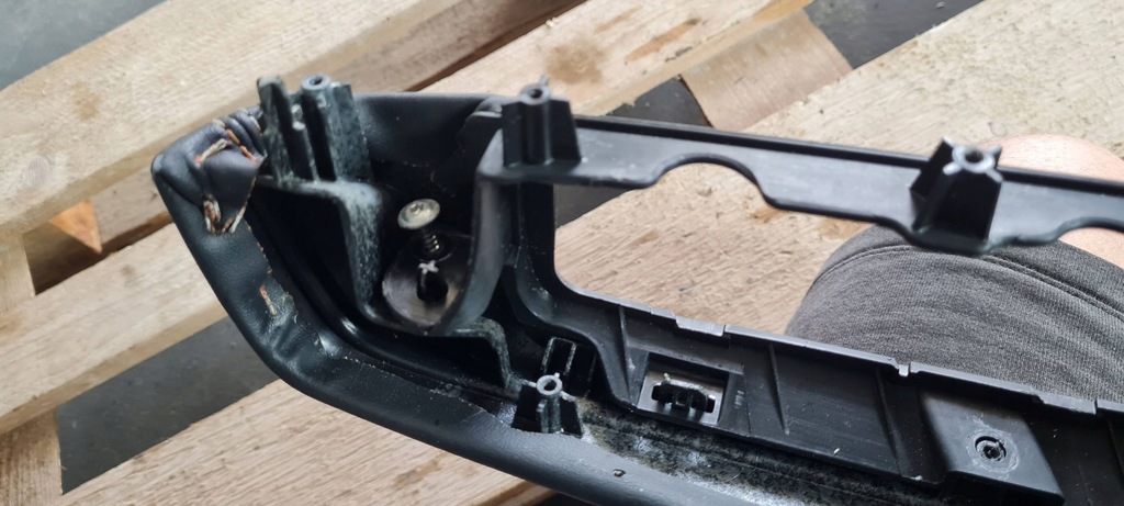 фото №16, Chrysler pacifica 2022 подлокотник рамка дверь обшивка левый перед 3082562