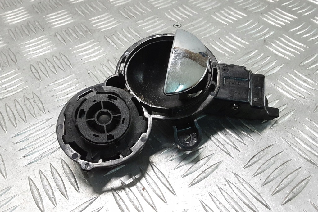 фото №1, Передняя левая ручка внутренняя mini cooper r50, r53 1502075 1.6l