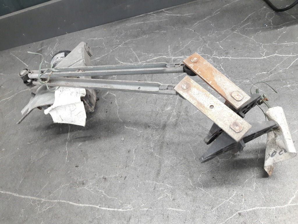 Механізм двірник скло передньої peugeot 205 Зі Шроту