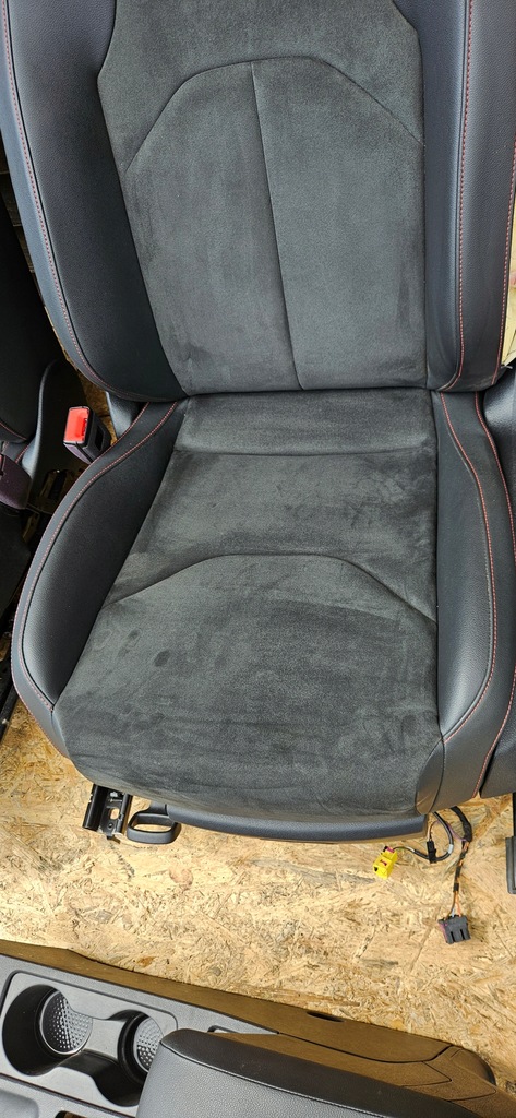 фото №10, Seat leon iii 3 hb сиденье сиденья заднее сиденье полукожа туннель средний комплект