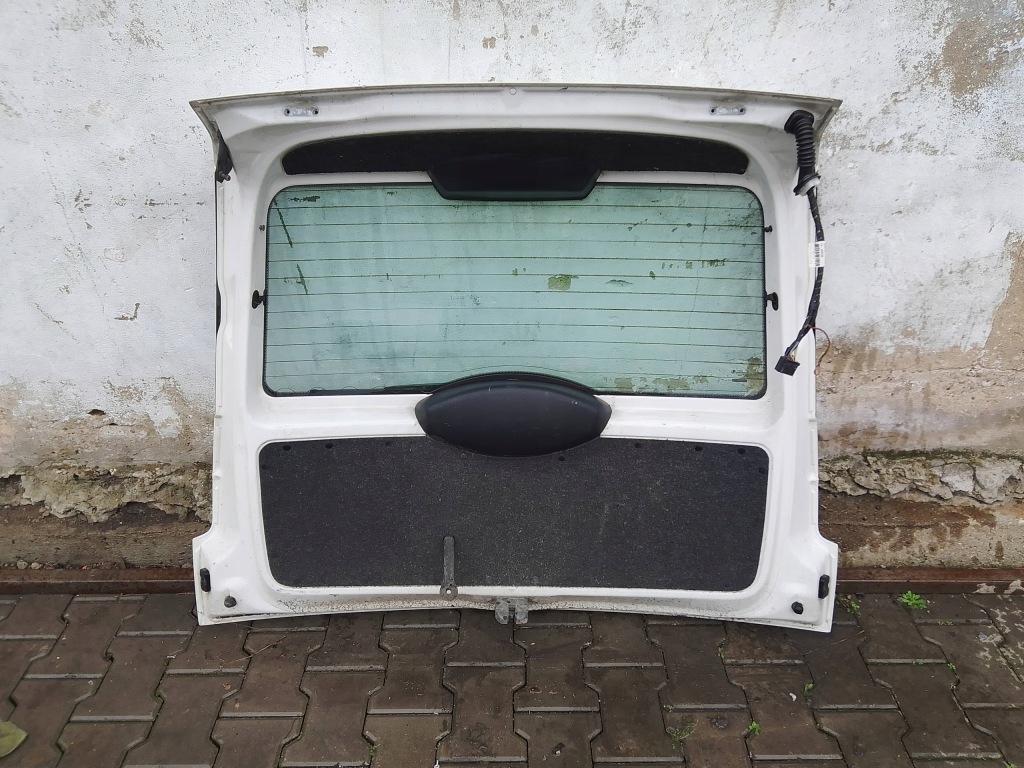 Skoda roomster крышка багажника багажника задняя Киев