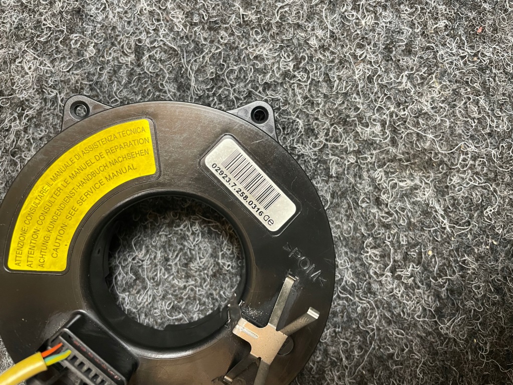 Iveco daily 3 iv 06-11 стрічка шлейф датчик подушка безпеки 59001084 Недорого