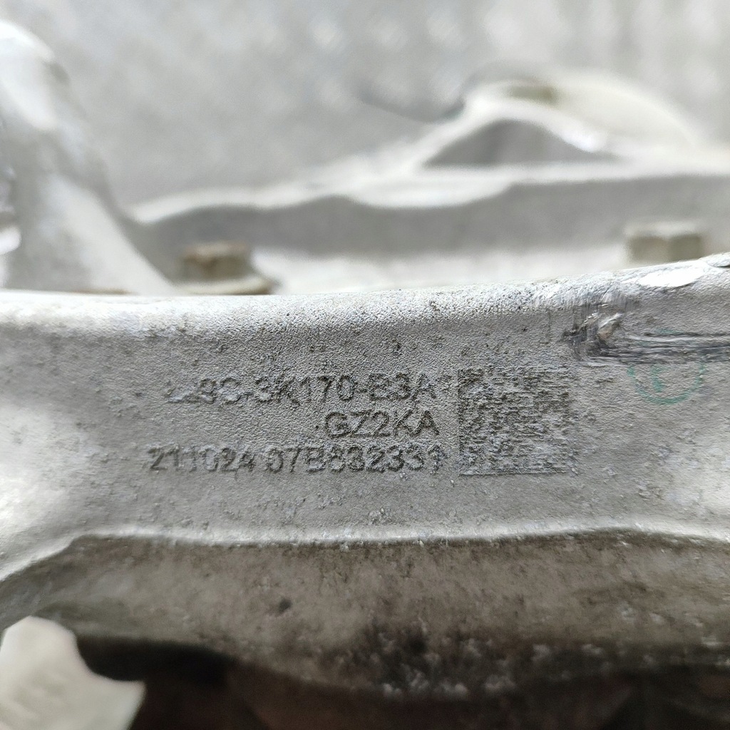 фото №8, Ford mustang mach-e 2022 правая сторона ступица колеса передний