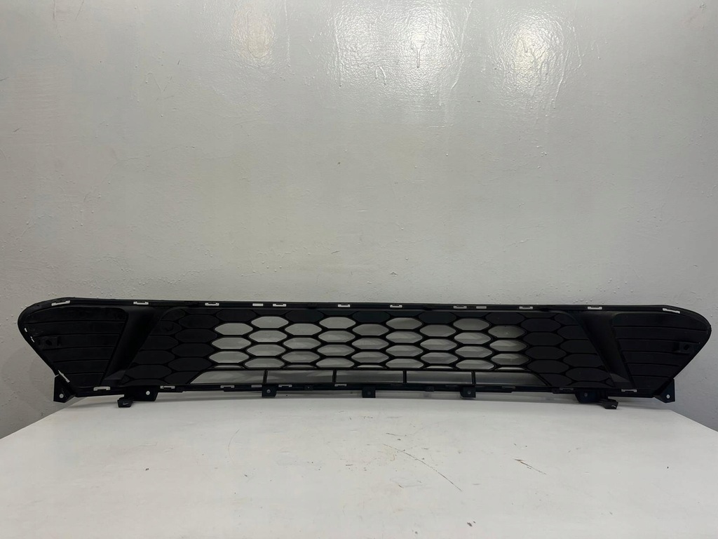 фото №8, Ceed iii решётка бампера перед 86560-j7000