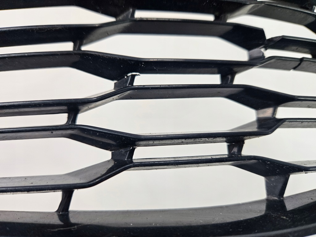 Bmw 7 g11 рестайлинг  m набор 2018 - 2022 решётка бампера перед правый  pdc 8074002 Оригинал