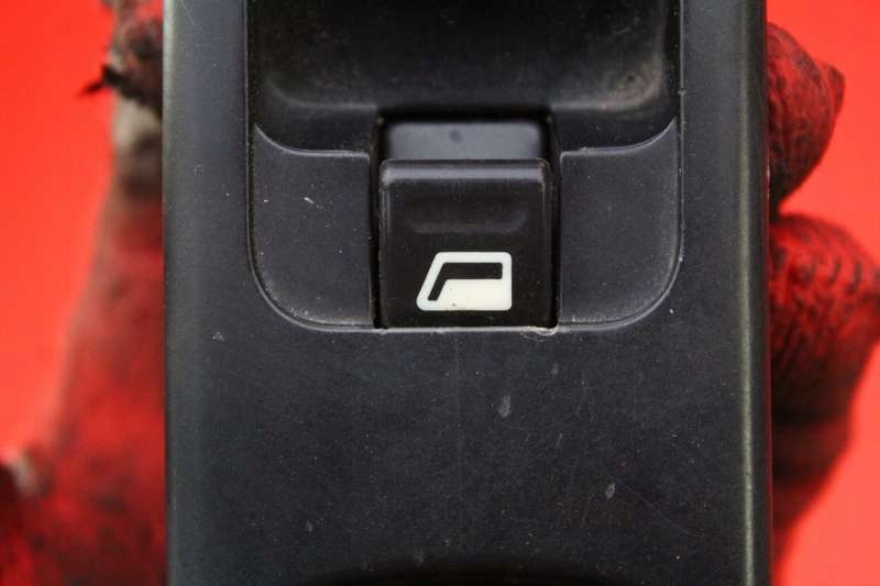 фото №8, Панель управление окон eu peugeot 307 01-05