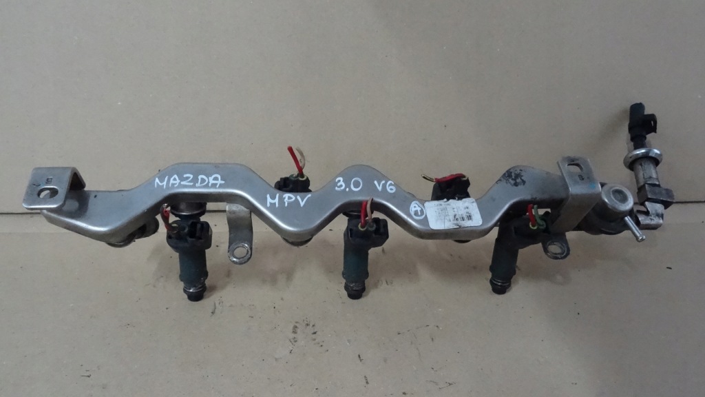 фото №1, Mazda mpv 3.0 v6 молдинг впрыскная топливная