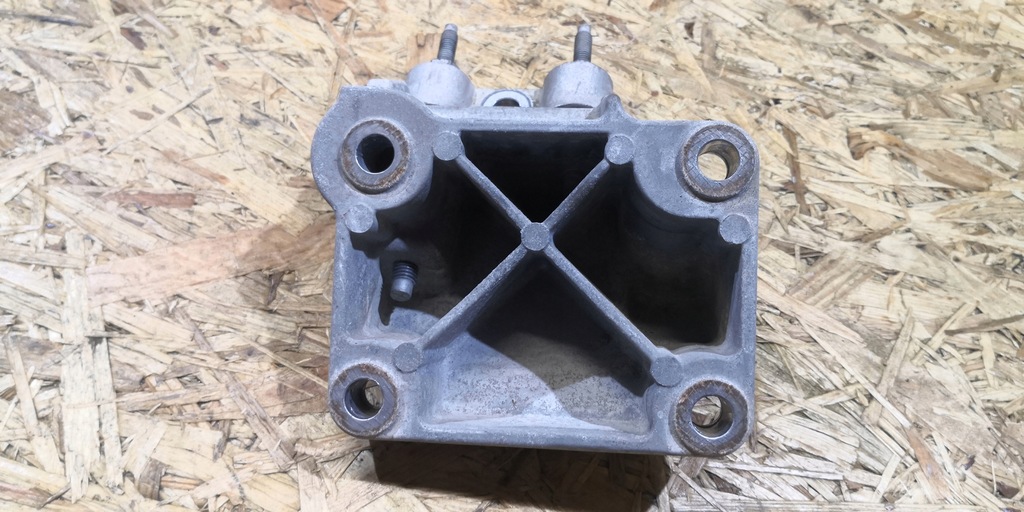 фото №6, Кронштейн двигателя кронштейн charger challenger 5.7 2015