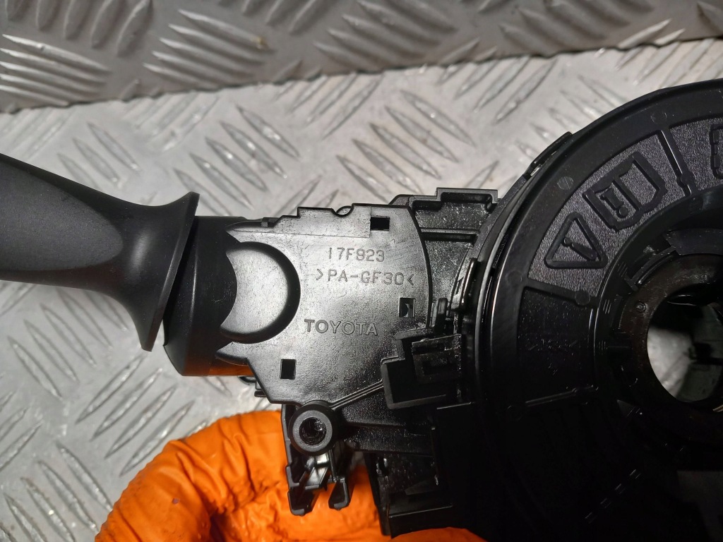 фото №5, Toyota rav4 переключатель комбинированный лента подушка безопасности 89245-0r030