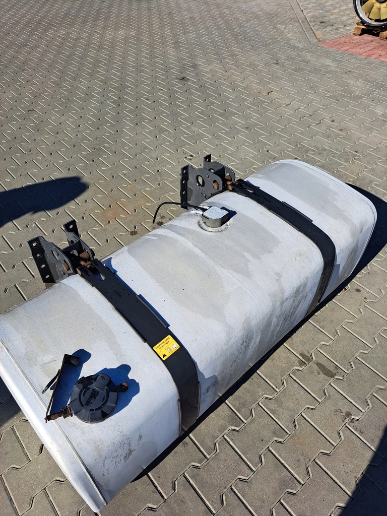 фото №2, Бак топлива volvo fh fm fmx fl fe renault gama t d range low крышка mega