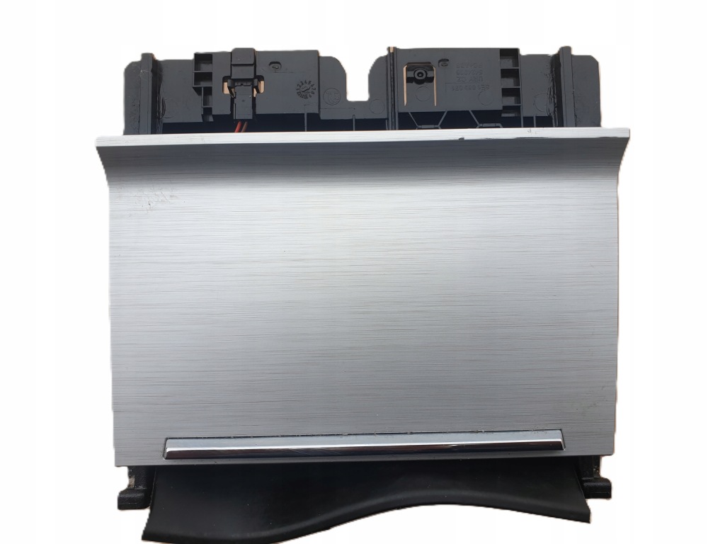 фото №1, Зарядний пристрій бардачок octavia iii 3v0035502