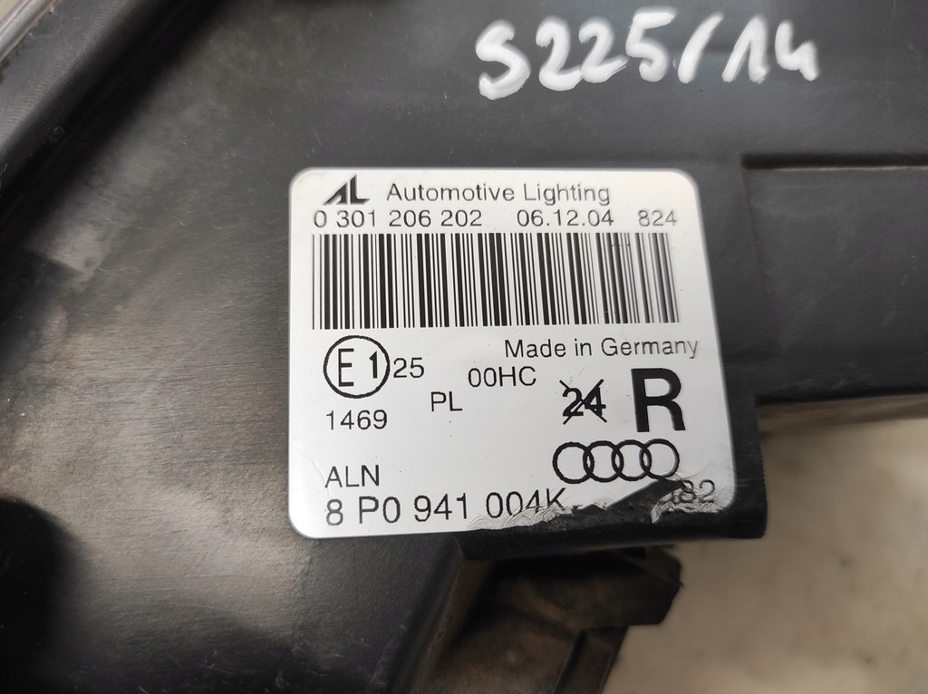 фото №9, Audi a3 8p 03-08 лампа права перед 8p0941004k