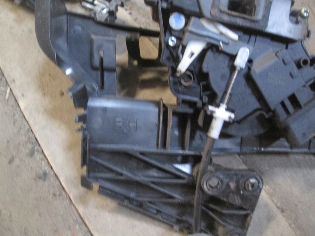 фото №6, Замок двері ручка механізм комплект правий задня ford focus mk2 4m5a a26412bc