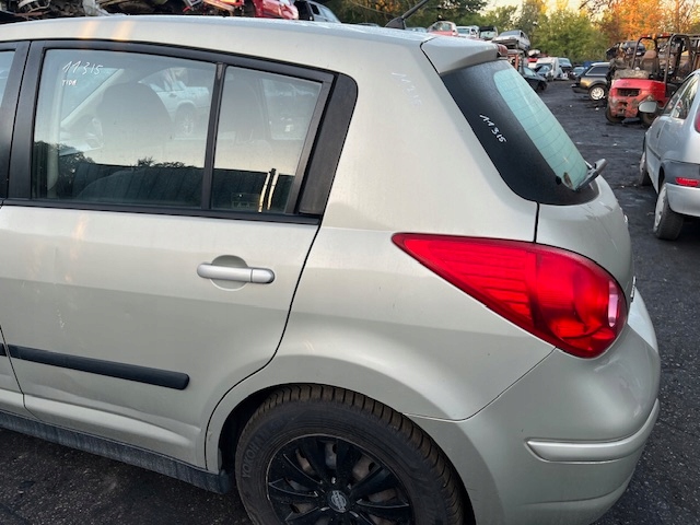 фото №1, Nissan tiida крила задня лівий 5d k32 чверть ліва