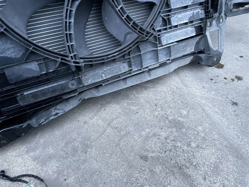 фото №8, Pas передний радиатор fwd механическая коробка передач 2.0 tdi vw crafter ii 2 man tge 17-23r 19r