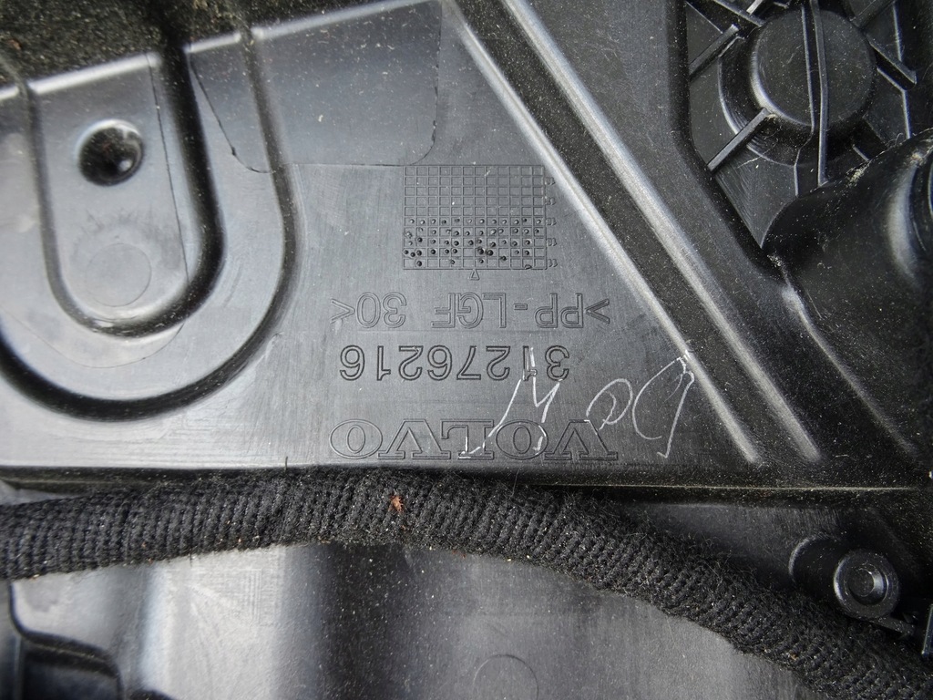 фото №9, Volvo v40 ii обшивка дверь левый задняя механизм плита