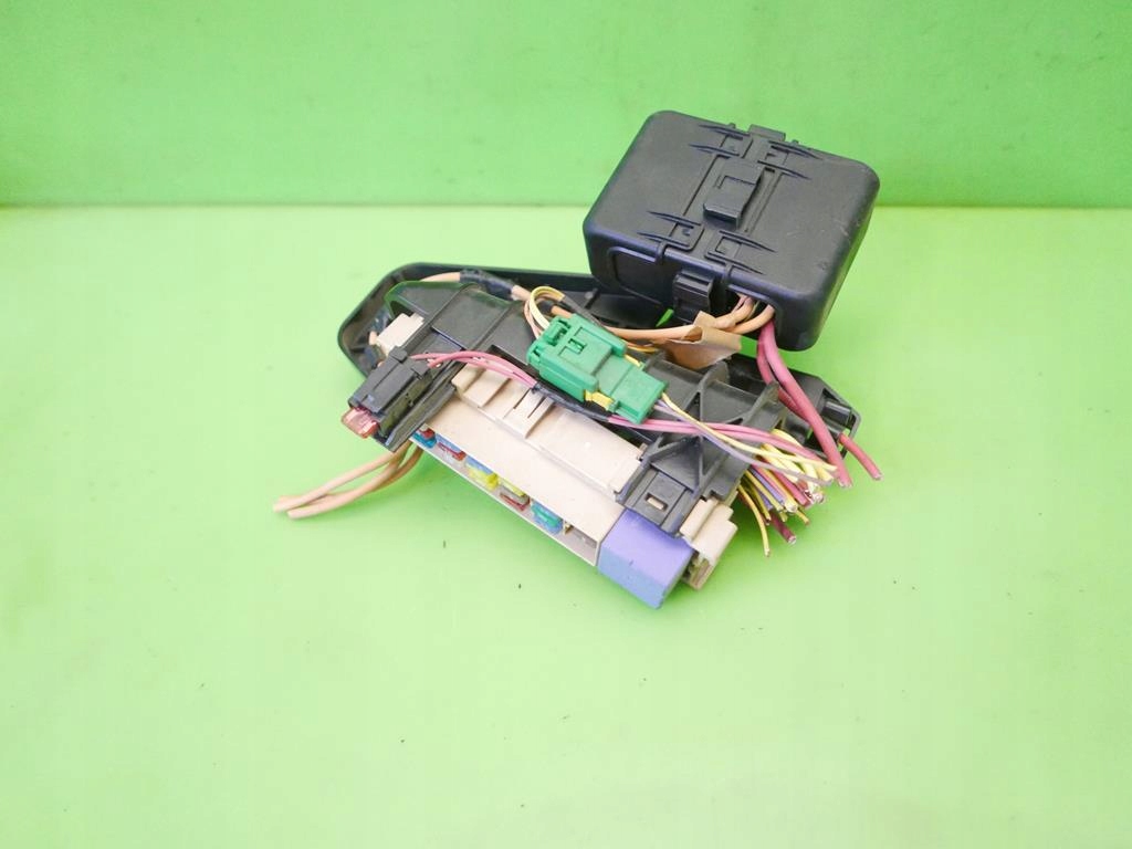 фото №3, Коробка предохранителей renault clio iii phi 1.5dci