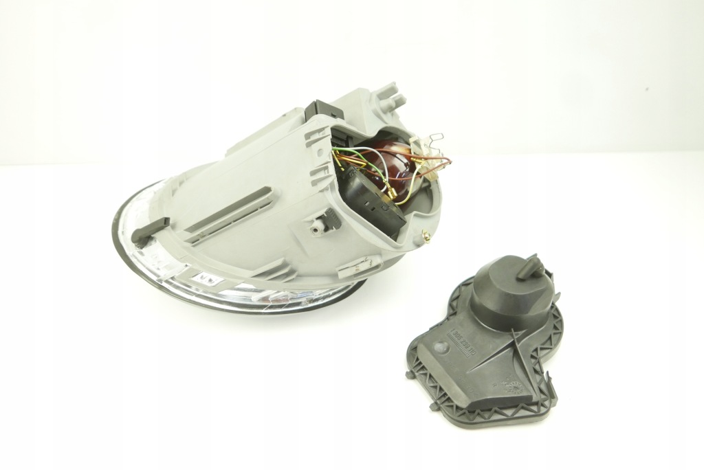 фото №12, Лампа права vw new beetle 98-05 перед передня