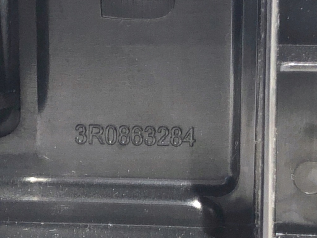 фото №4, Разъём прикуривателя seat exeo 3r0863284