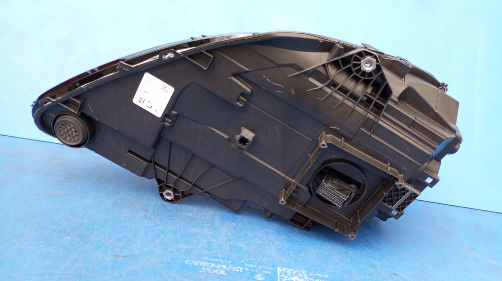 фото №8, Лампа левый перед full led porsche macan 95b lift 95b941015f тонированная 2022 rok