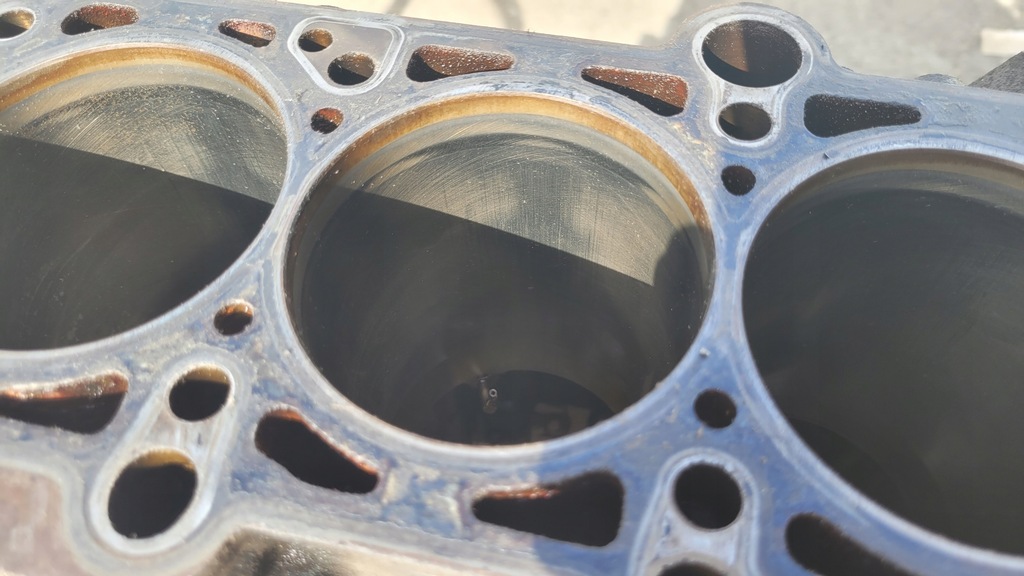 фото №8, A6 c6 a4 b7 2.0 tfsi bpj блок двигателя 06f103021d