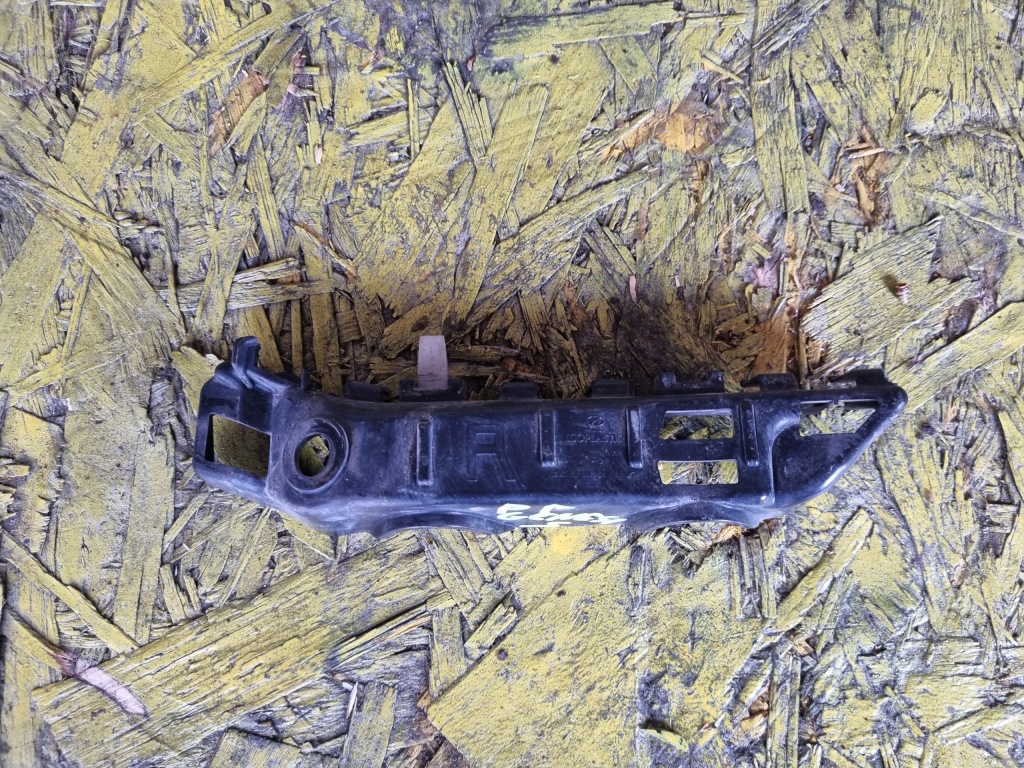 фото №1, Genesis g80 16-20 напрямна бампера правий перед